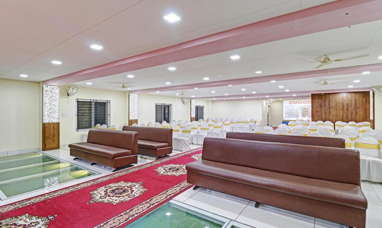 Treebo Skanda Suites Kumbalgod Екстериор снимка