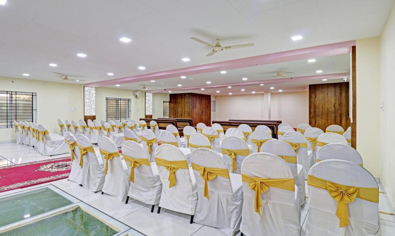 Treebo Skanda Suites Kumbalgod Екстериор снимка